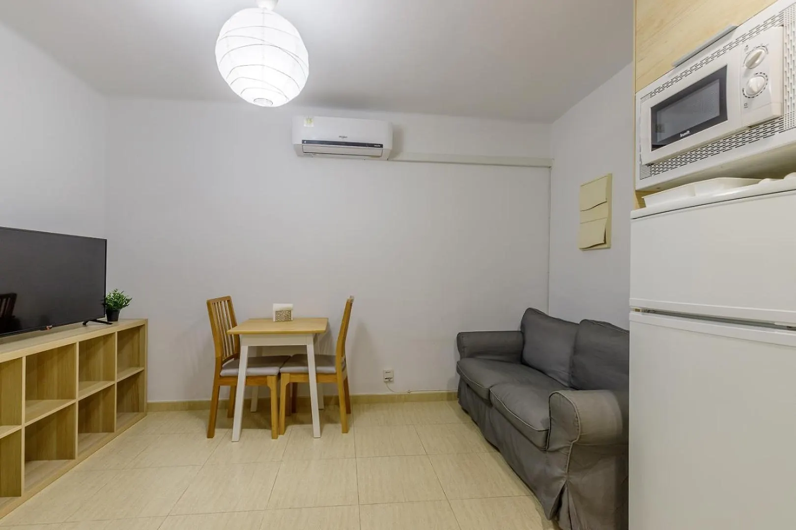 Fun Building Flats By Homeabout Málaga Appartement