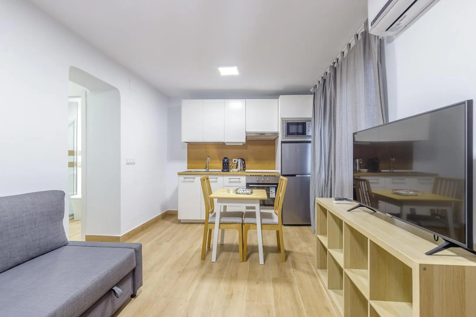 Fun Building Flats By Homeabout Málaga Appartement