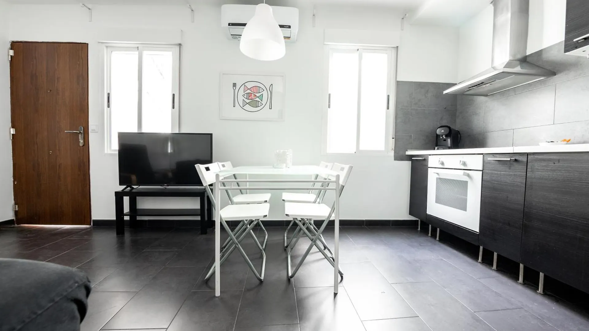 Fun Building Flats By Homeabout Málaga Appartement